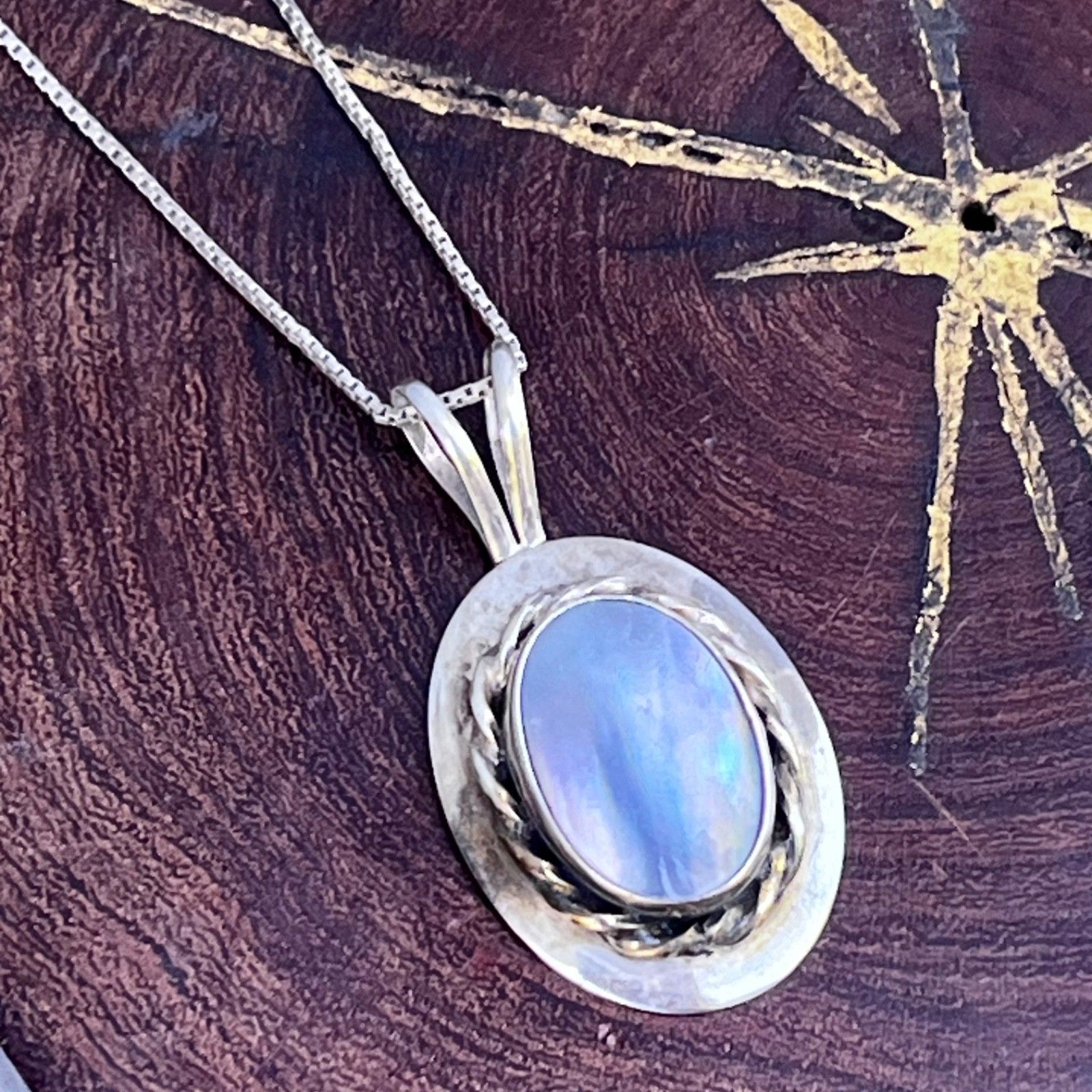 Mabe Pearl In Sterling Silver Necklace By Vidal Chavez Zuni Southwestern